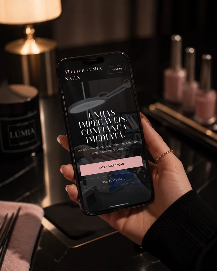 Demonstração Lúmia Nails com atendimento por WhatsApp